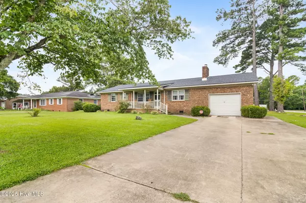 318 Gen Pettigrew DR, Plymouth, NC 27962