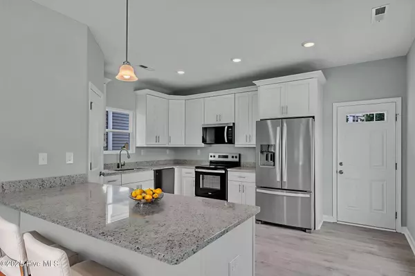 Elizabeth City, NC 27909,421 Elcinoca DR