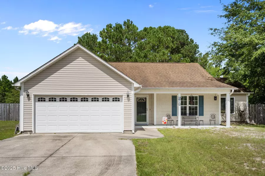 219 Folkstone RD, Holly Ridge, NC 28445