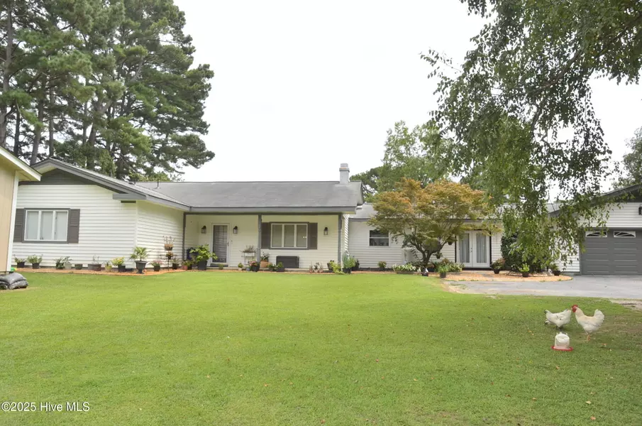 110 Circle DR, Spring Hope, NC 27882