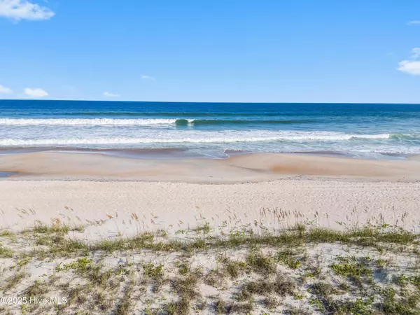 North Topsail Beach, NC 28460,216 Topsail RD