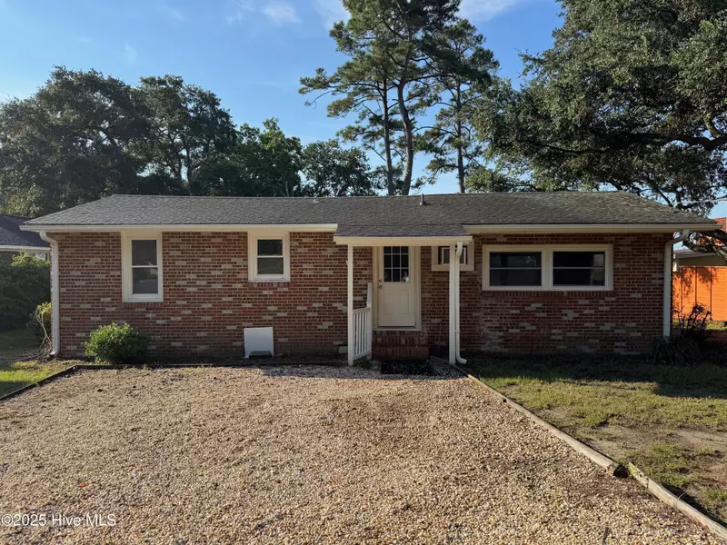 4309 Ocean Breeze AVE SW, Shallotte, NC 28470