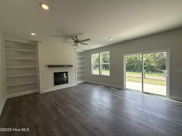Smithfield, NC 27577,197 W Saltgrass LN