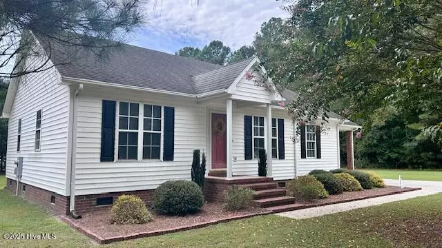 Kinston, NC 28504,2221 Banks School RD