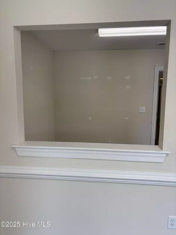 Moyock, NC 27958,111 Currituck Commercial DR #A