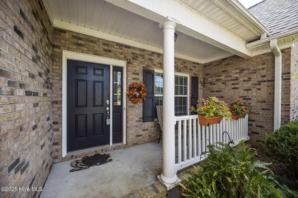 New Bern, NC 28562,219 Pecan Grove CT