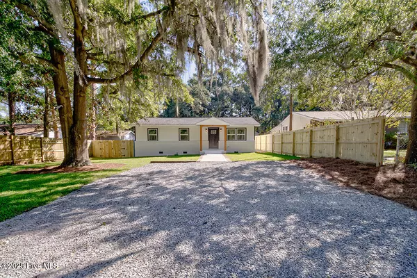 Wilmington, NC 28401,1935 Honeysuckle ST