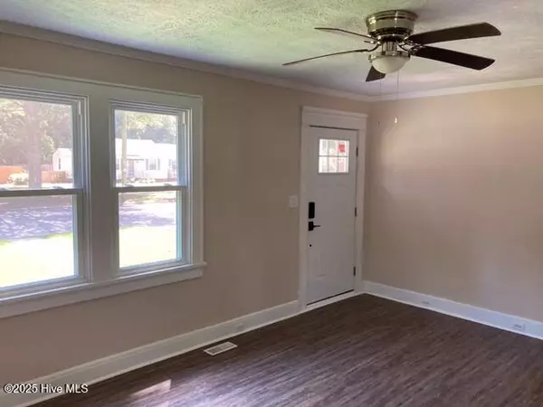 Elizabeth City, NC 27909,1205 W Williams CIR