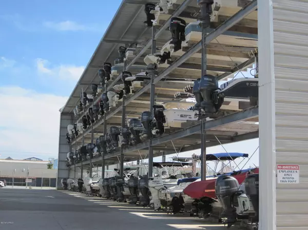 111 N New River DR #O41, Surf City, NC 28445