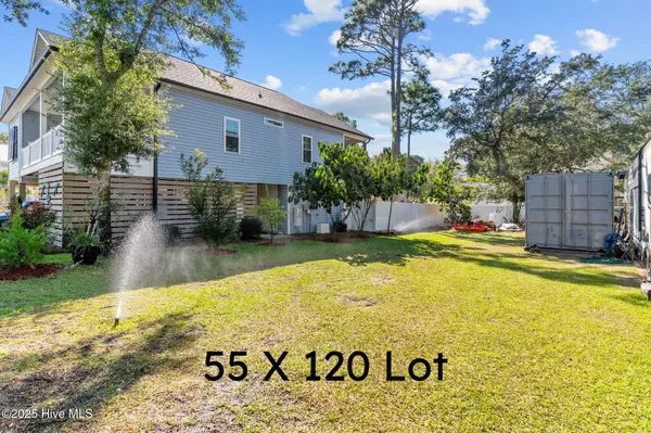 209 NE 55th ST, Oak Island, NC 28465