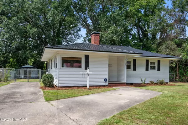 Kinston, NC 28504,604 Hines AVE