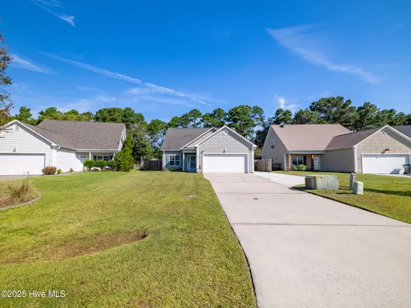 Hampstead, NC 28443,106 Regan CT