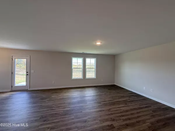 Selma, NC 27576,45 E Emily Gardens DR