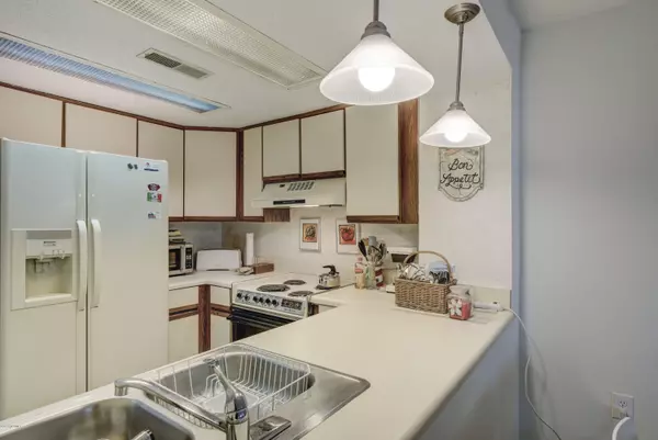 North Topsail Beach, NC 28460,2000 New River Inlet RD #1212