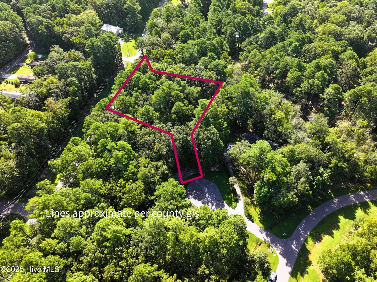 Hertford, NC 27944,13 Broad River CT
