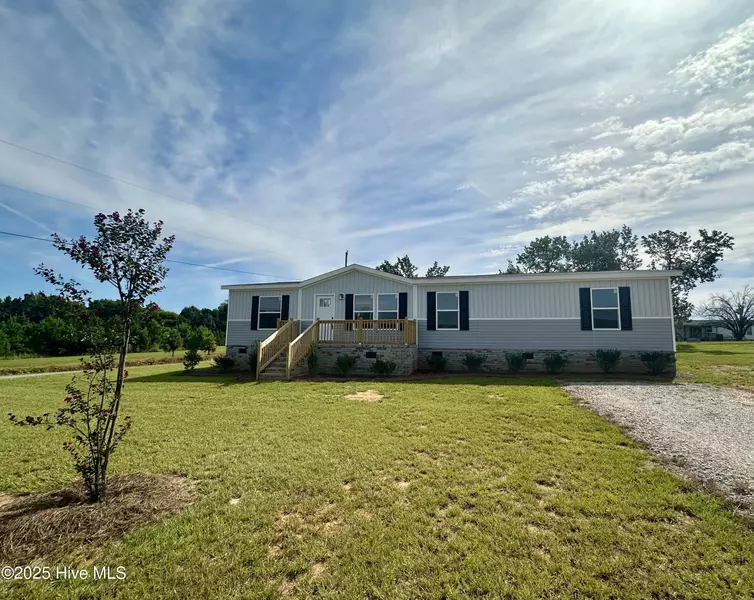 101 Cottonwood CT, Kenly, NC 27542