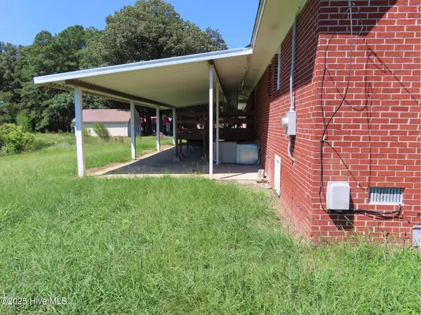 Aulander, NC 27805,641 W Nc Highway 561 W