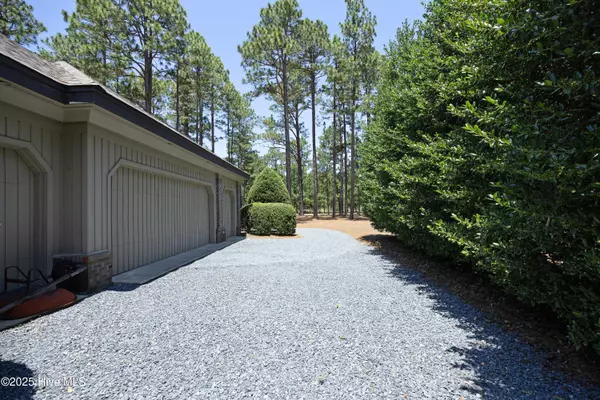 Pinehurst, NC 28374,20 Strathaven DR