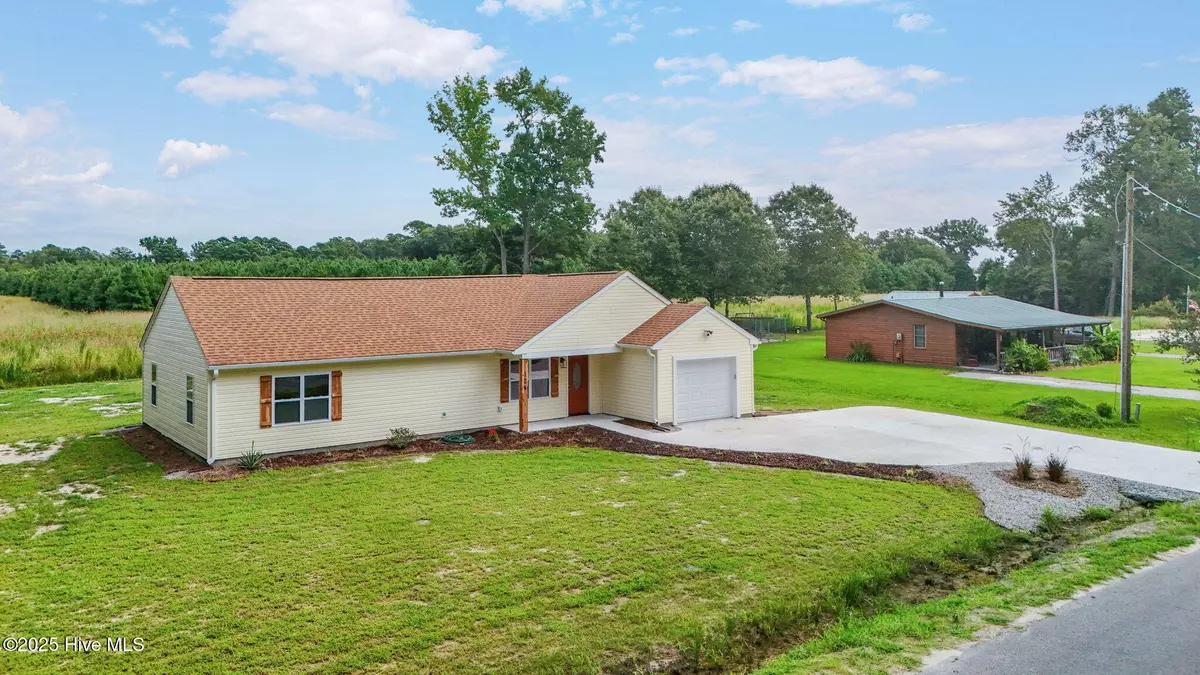 Hertford, NC 27944,124 Shoshone TRL