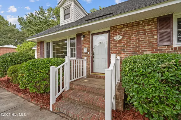 Jacksonville, NC 28540,718 Gardenview DR