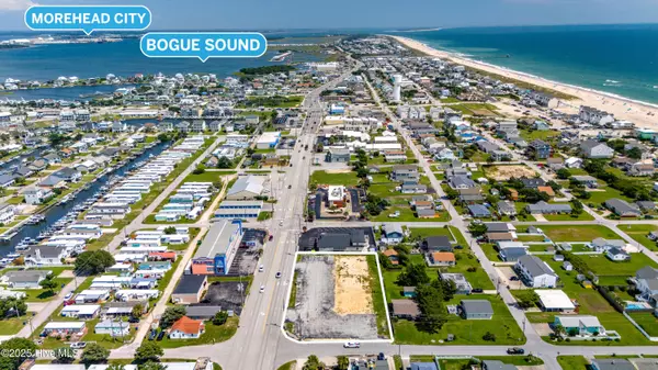 Atlantic Beach, NC 28512,413 W Fort Macon RD