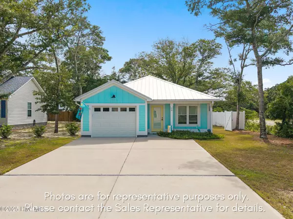 1200 N Caswell AVE, Southport, NC 28461