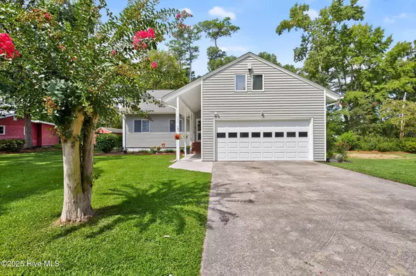 Hertford, NC 27944,102 Sycamore ST