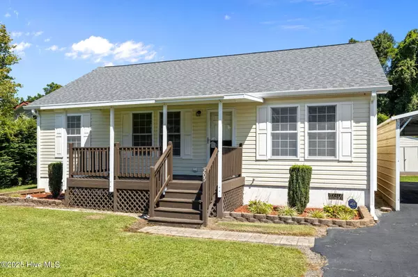 Beaufort, NC 28516,205 Ronnie RD