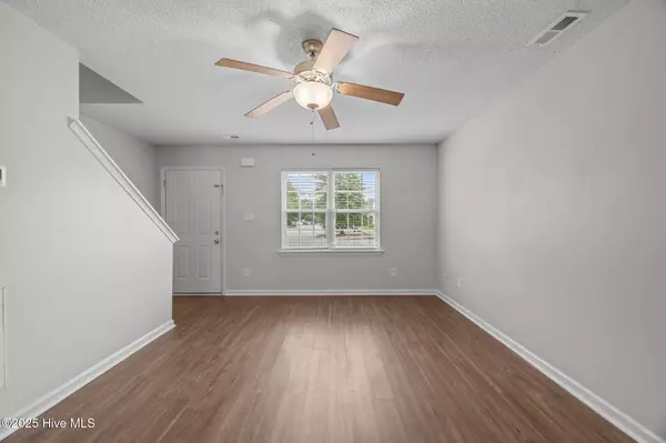 Jacksonville, NC 28546,6007 Grandeur AVE
