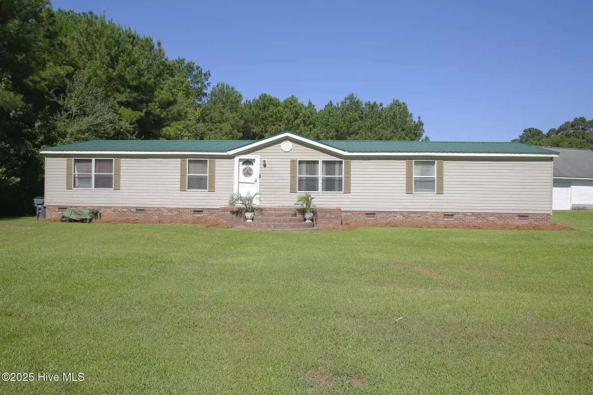 Whiteville, NC 28472,106 Summersett RD