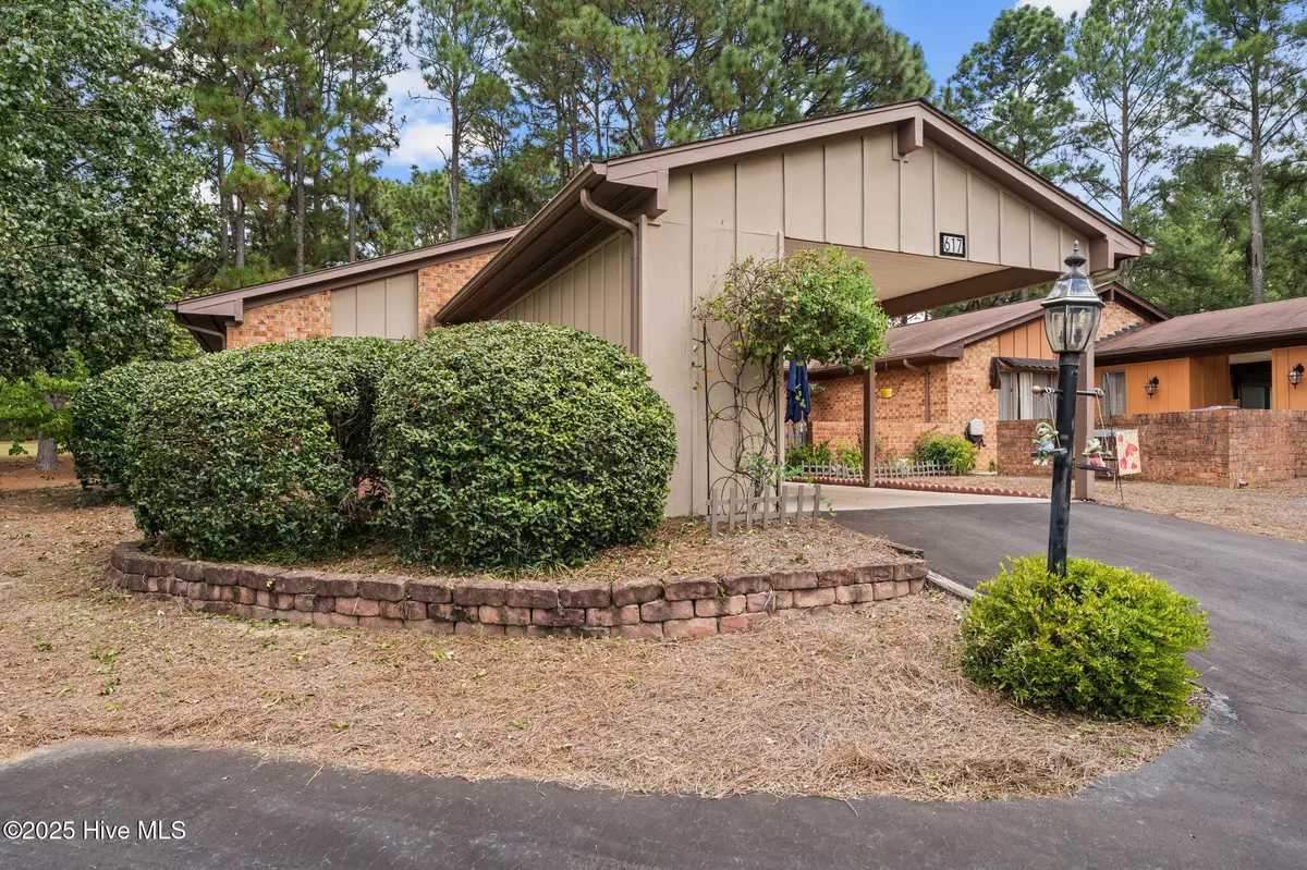 Southern Pines, NC 28387,617 Redwood DR