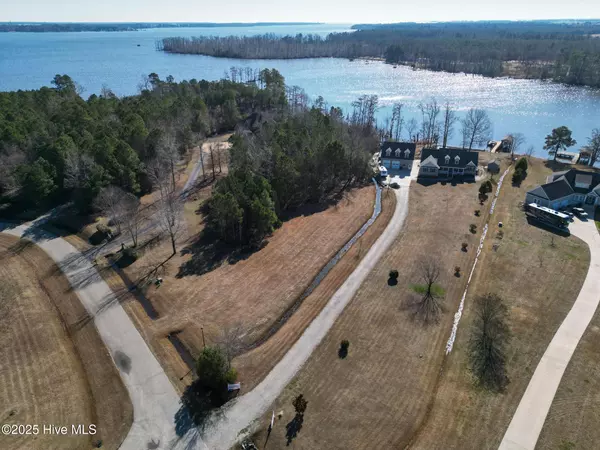 Hertford, NC 27944,118 Dockery DR