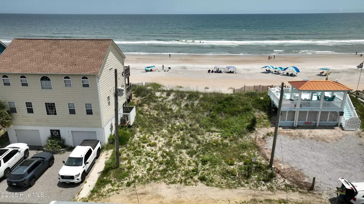 Surf City, NC 28445,2118 S Shore DR