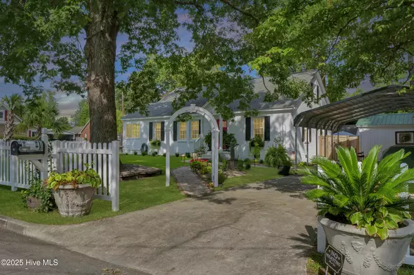 Jacksonville, NC 28540,110 Jean CIR