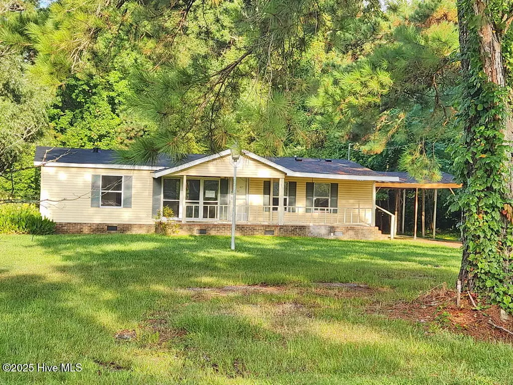 Ahoskie, NC 27910,317 Newsome Grove RD