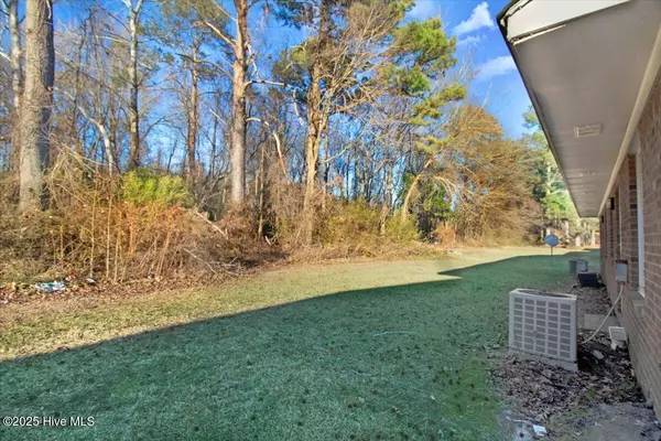 Wilson, NC 27893,1705 Snowden DR SE