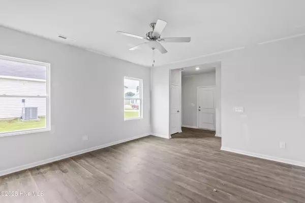 Richlands, NC 28574,610 S Squires Run LN