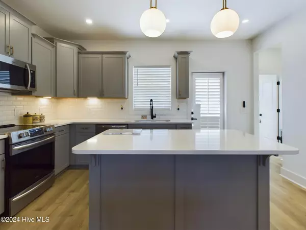Southern Pines, NC 28387,129 Lexington LN