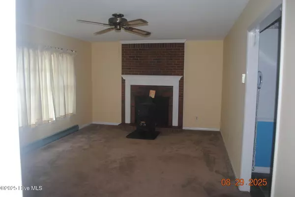Jacksonville, NC 28546,1215 Ormandy AVE