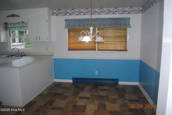 Jacksonville, NC 28546,1215 Ormandy AVE
