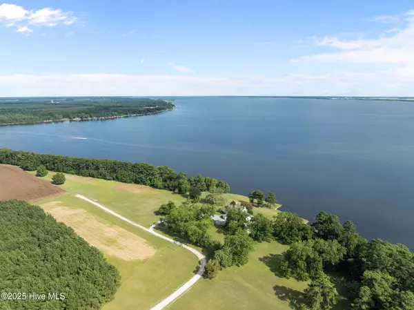 Bath, NC 27808,5624 Archbell RD