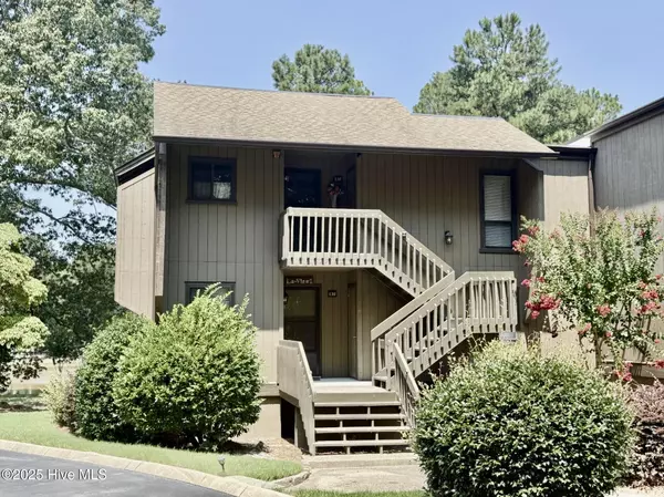 10 Pine Tree RD #132, Pinehurst, NC 28374