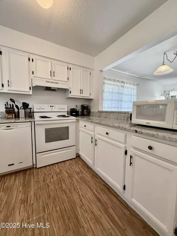 Pinehurst, NC 28374,10 Pine Tree RD #132