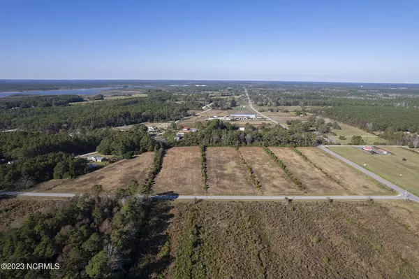 Beaufort, NC 28516,1561 Highway 101