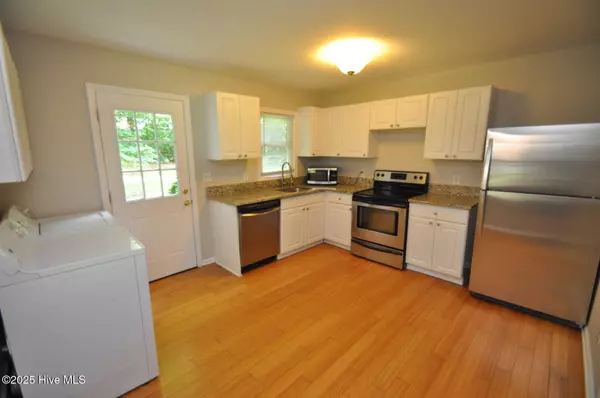 Cary, NC 27511,326 Webster ST