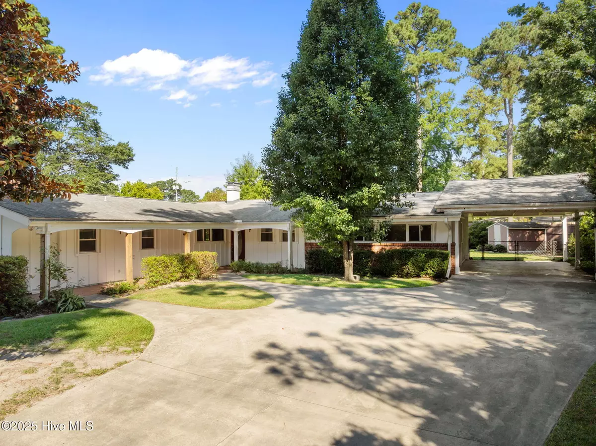 Greenville, NC 27858,2003 Forest Hill DR