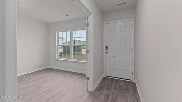 New Bern, NC 28560,4008 Topsail TRL