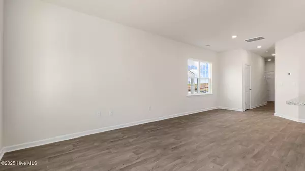 Sanford, NC 27330,144 Starlight ST