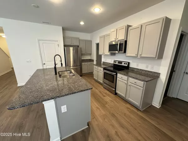 Bolivia, NC 28422,1681 Velvet LN SE