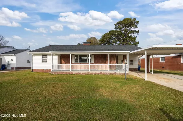 Ayden, NC 28513,4214 Park AVE